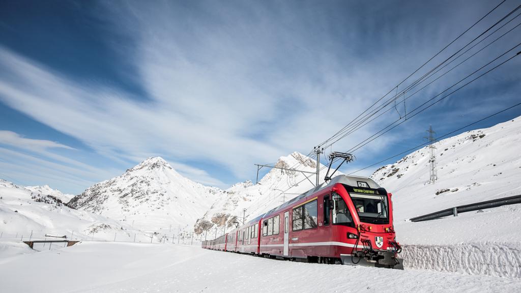 Bernina Express beim Lago Bianco5